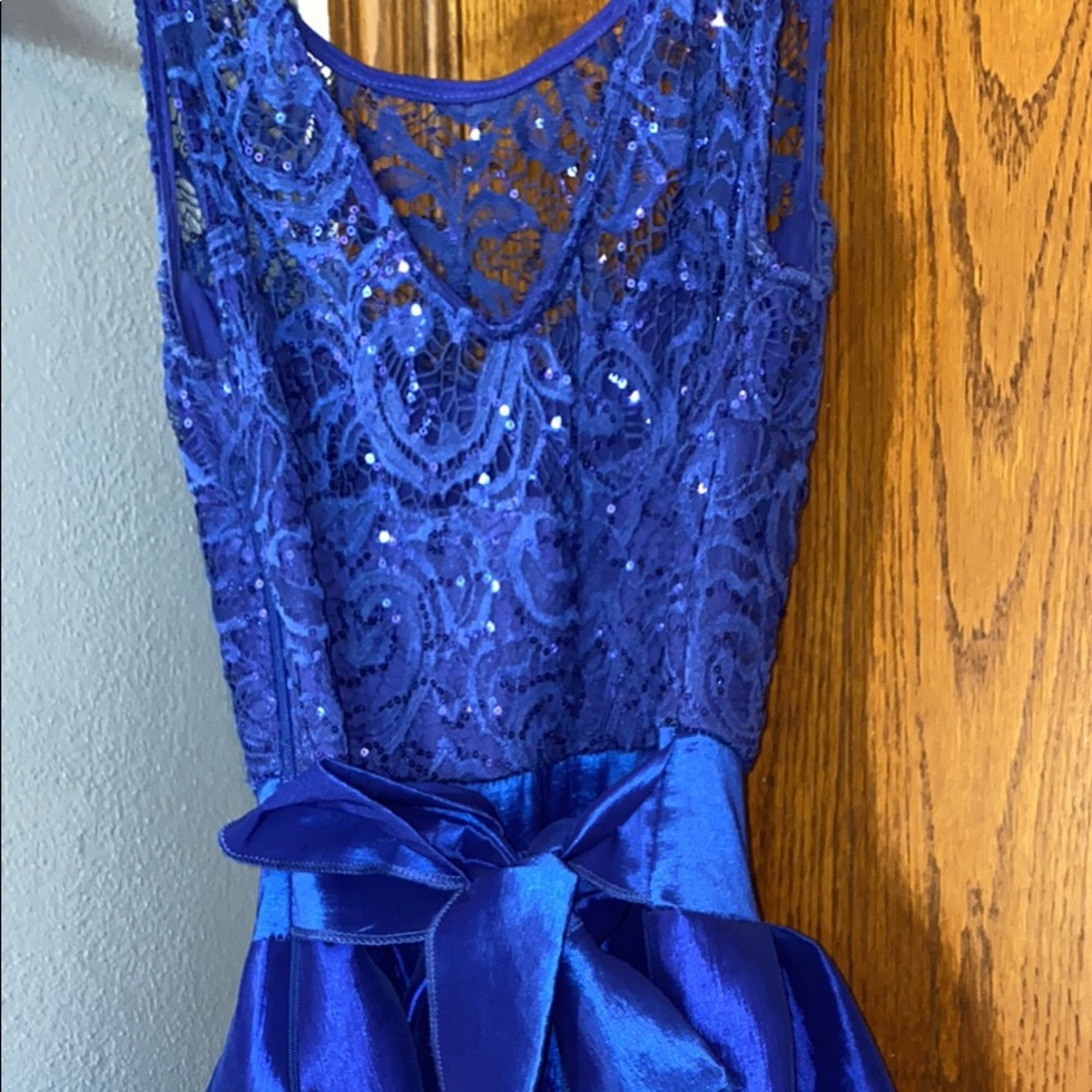 Blue Dress - Picture 5 of 7